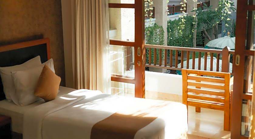 Fourteen Roses Beach Hotel