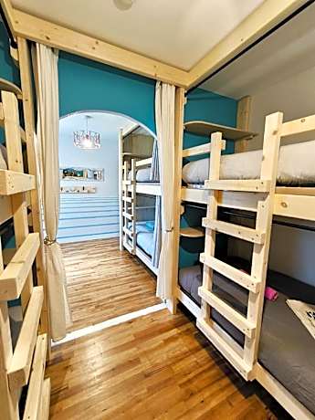 Dortoir-Salle de bain partagée-Le Dortoir - 6 personnes