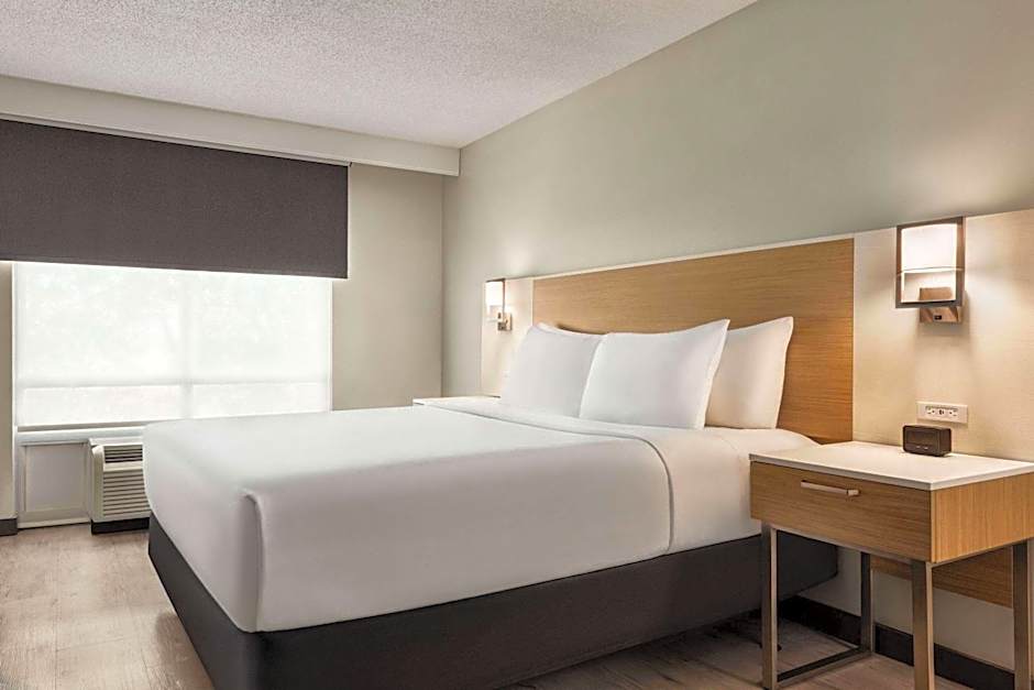 Wyndham Garden Duluth