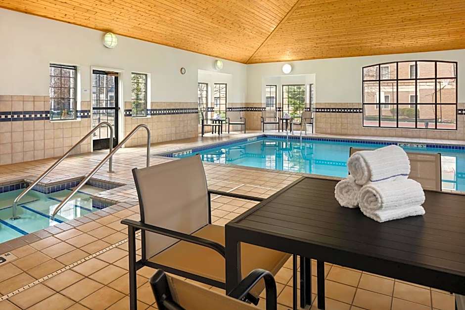 Staybridge Suites Minneapolis-Maple Grove By IHG