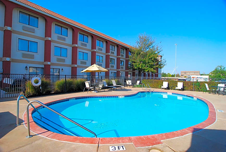 Hemp Hotel Oklahoma City North