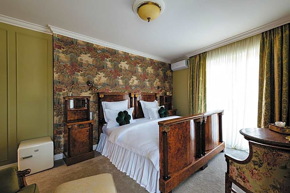 Ateneea Luxury Rooms