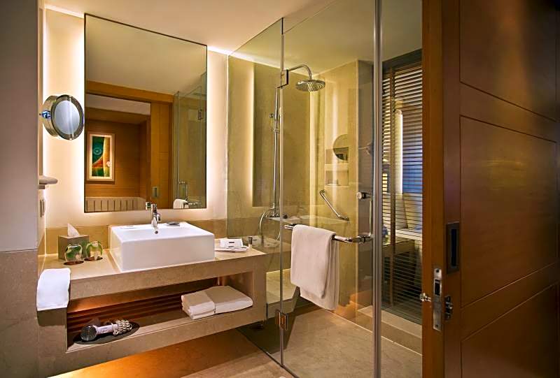 Courtyard by Marriott Gurugram Downtown