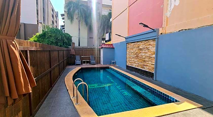 Nirvana Boutique Suites Hotel