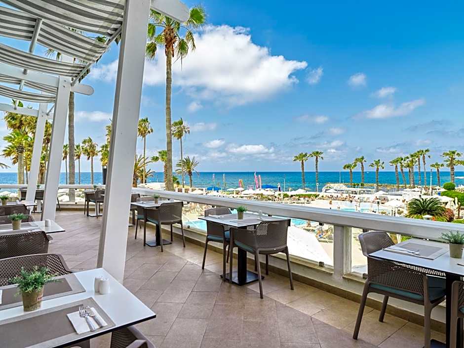 Leonardo Plaza Cypria Maris Beach Hotel & Spa