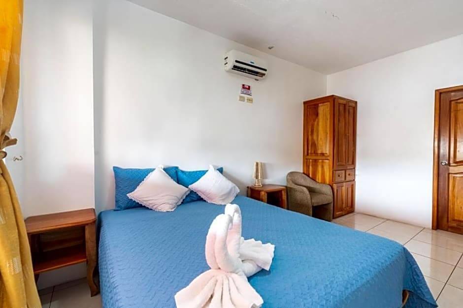 Hostal Tongo Reef