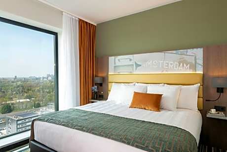 Royal Suite 1 King Bed 1 Double Sofabed