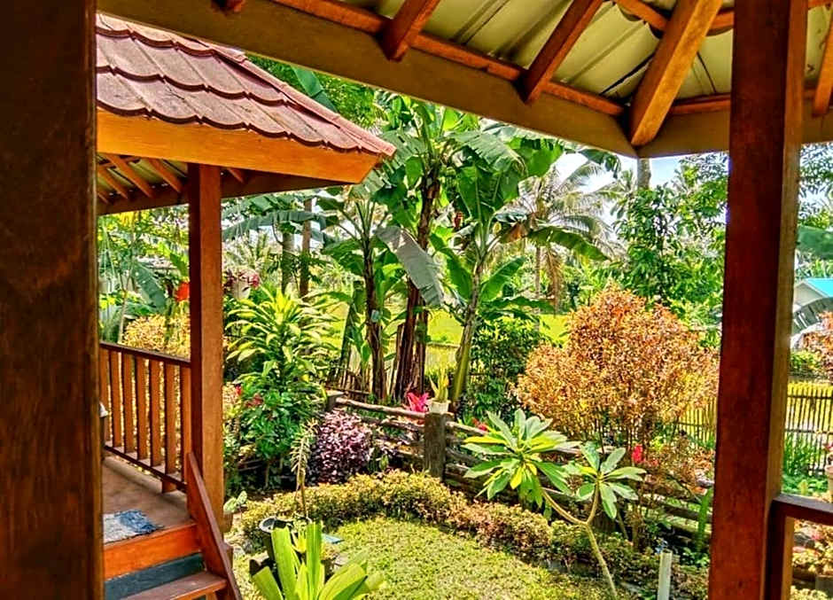 Pondok rinjani bungalow tetebatu