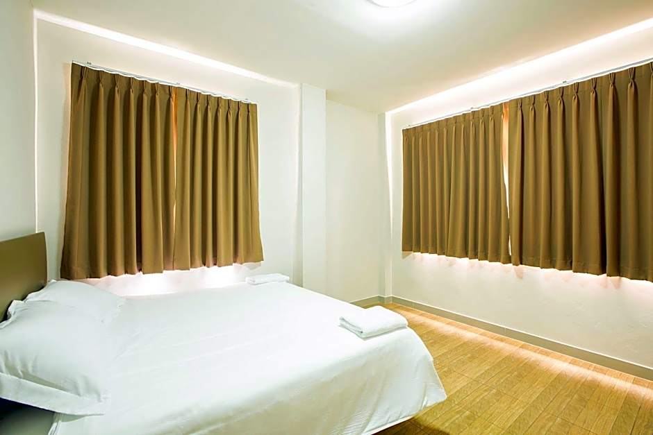 J-House Phetchaburi