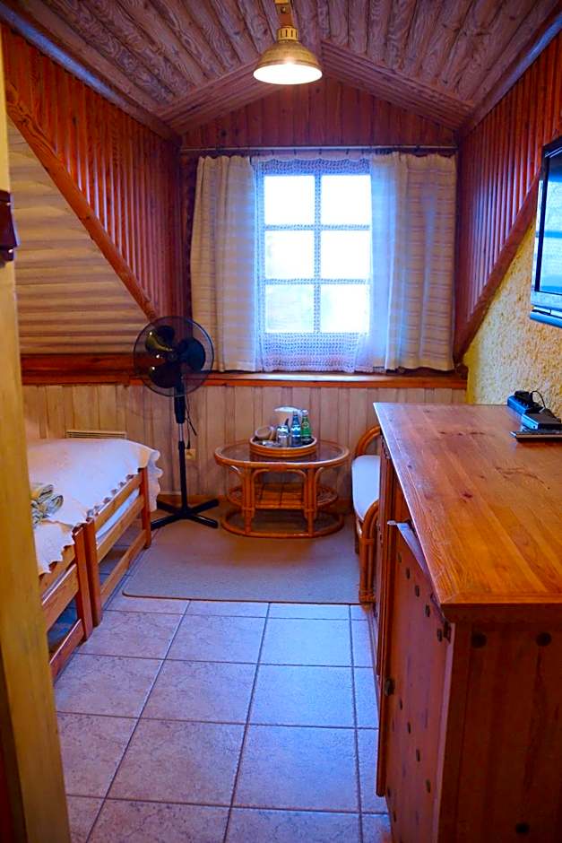 Photo 1 of 7 of 1 Double Bed or 2 Beds, Lake View