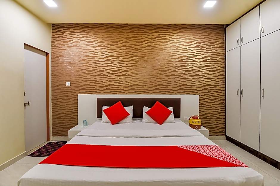 Super Hotel O Jagmohan Hotel