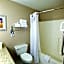 Holiday Inn Express Fargo - West Acres By IHG