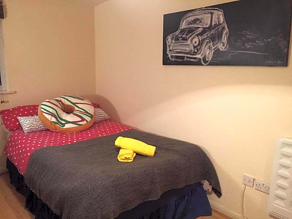 Mapesbury Hostel London