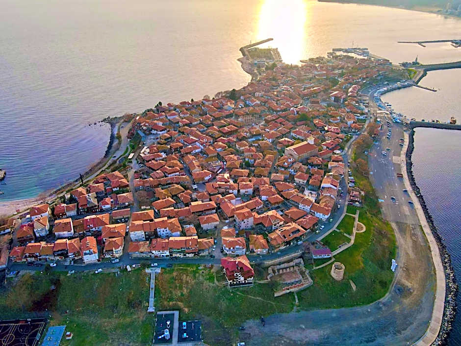 Family Hotel Lebed