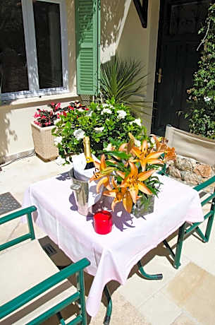 Deluxe one bedroom Juan les Pins