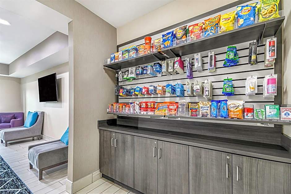 La Quinta Inn & Suites by Wyndham Batavia