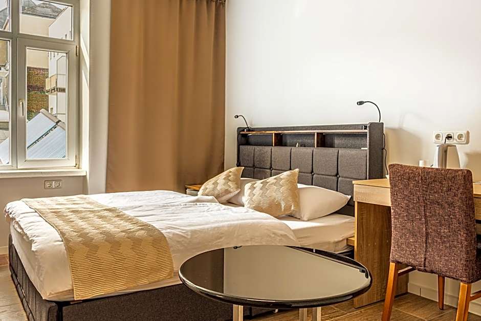 Hotel Central Linz - 24h Self-Check-in