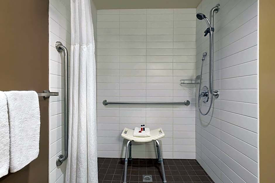 Microtel Inn & Suites By Wyndham Estevan