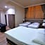 Yerevan Deluxe Hotel