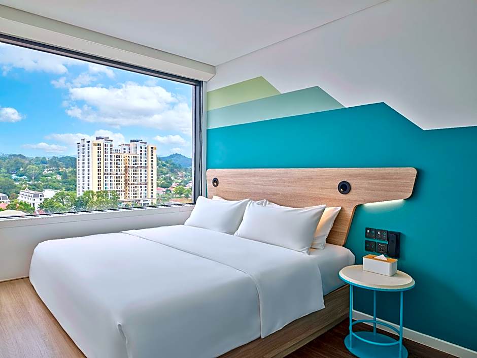 Tru by Hilton Lang Son City Centre