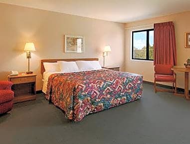 Days Inn by Wyndham Boonville