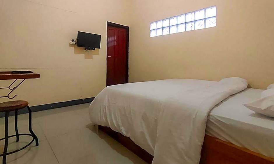 RedDoorz @ Merauke City Center