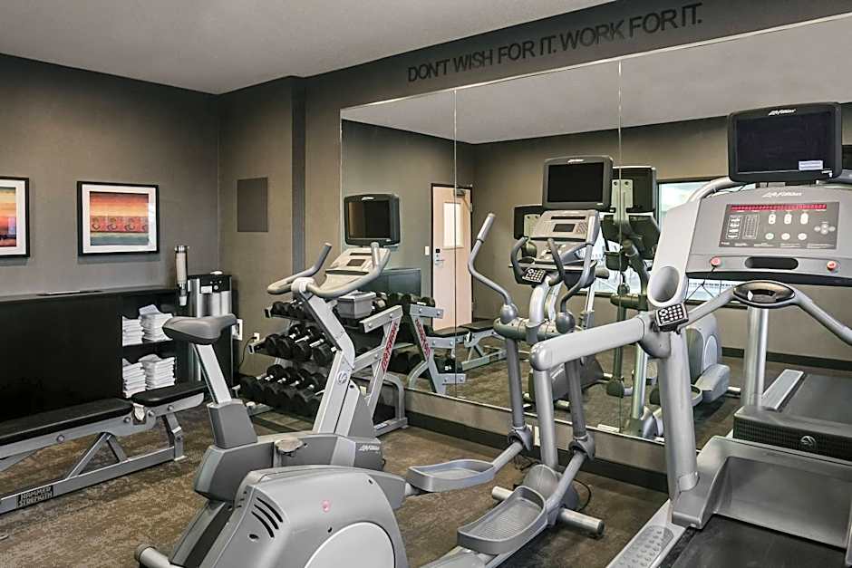 Fairfield Inn & Suites by Marriott Kansas City Airport