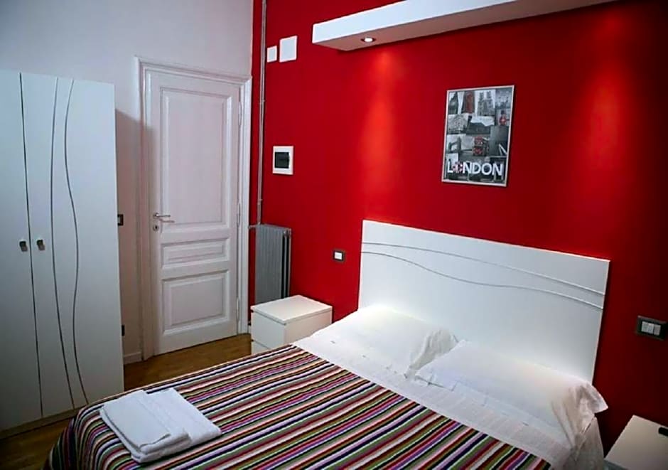 Vatican Room and Kitchen