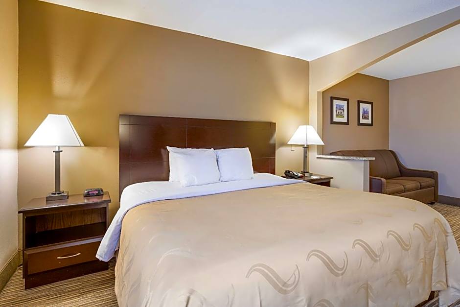 Quality Inn I-70 Near Kansas Speedway