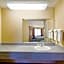 Days Inn by Wyndham Fontana / Rialto