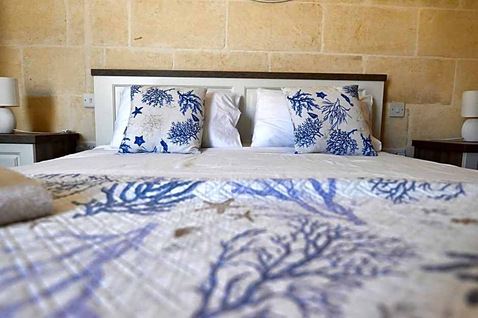 The Cloisters Bed And Breakfast