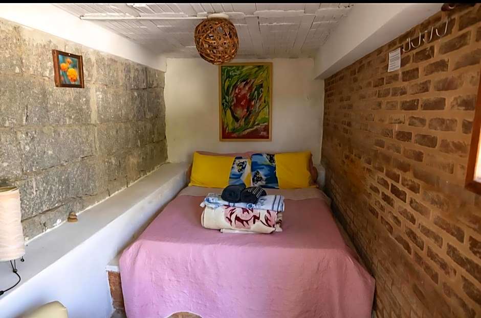 Hostel Yellow House MG