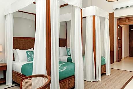 Deluxe Twin Room with Sea View