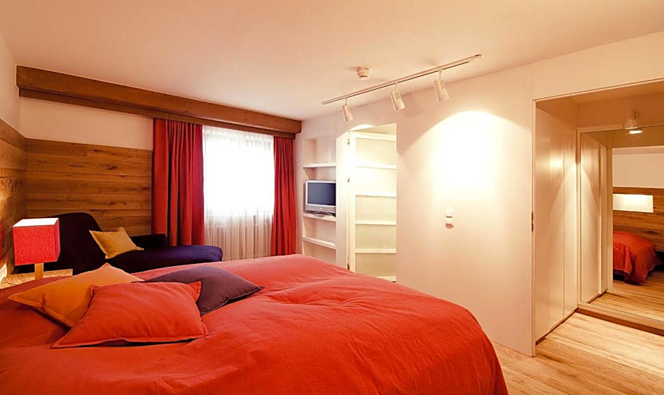 Hinterwies – Ski In / Lodge / Dine