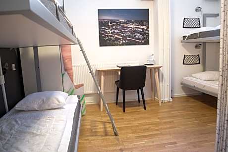 Economy Quadruple Room with Shared Bathroom
