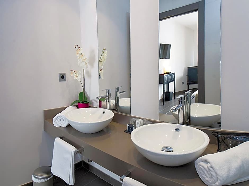 Le Petit Boutique Hotel