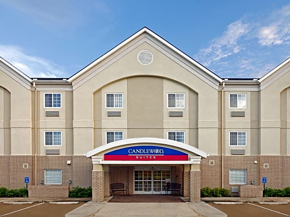 Candlewood Suites Conway, an IHG Hotel