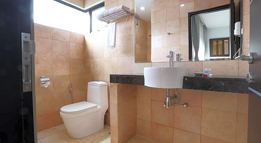 Centro By Orchardz Hotel