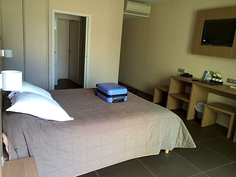 The Originals City, Hotel de France, Bessines-sur-Gartempe (Inter-Hotel)