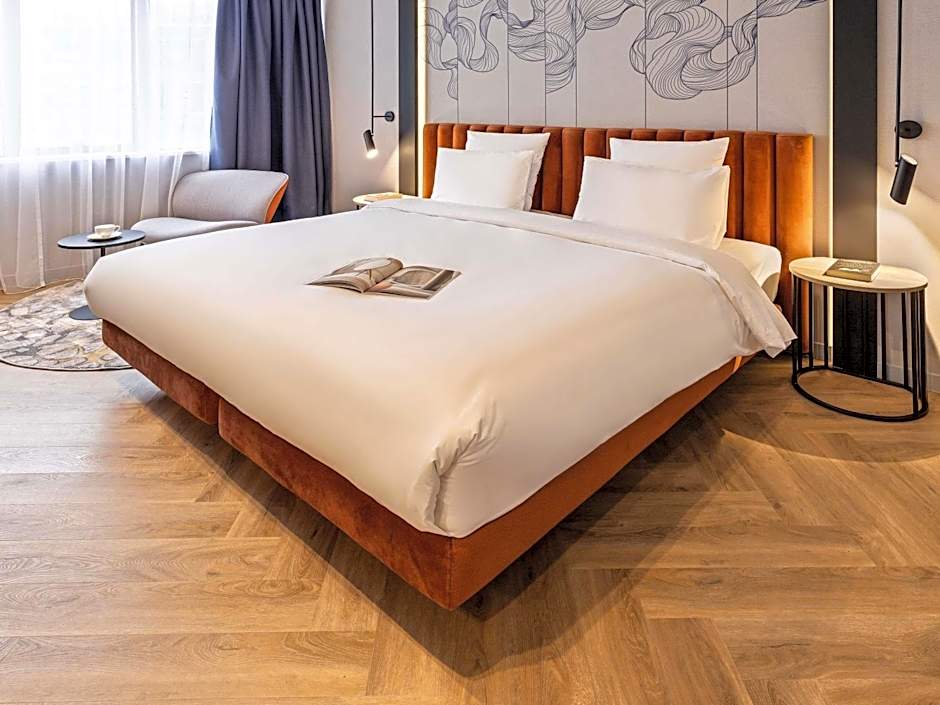 Foto 1 daripada 7 — Classic 1 King Bed
