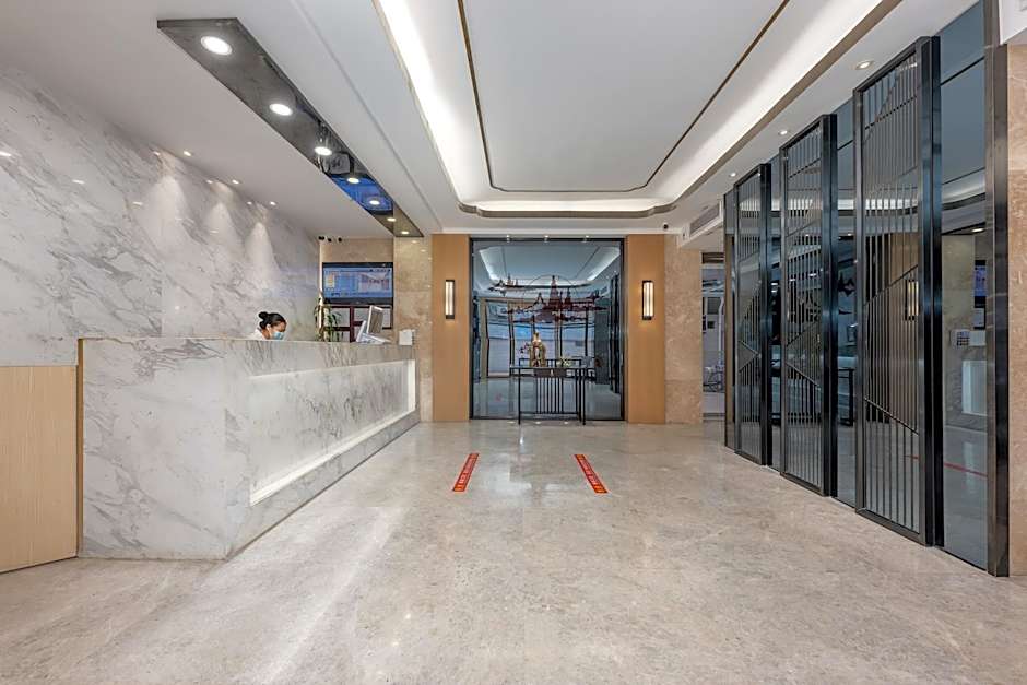 WenXing Hotel Gangding subway station store