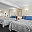 Beach Motel and Suites