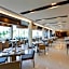 Classic Kameo Hotel & Services Apartment