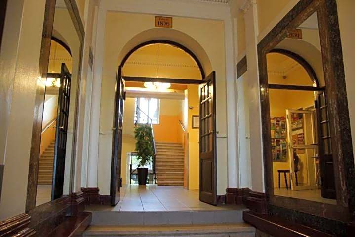Westend City Hostel