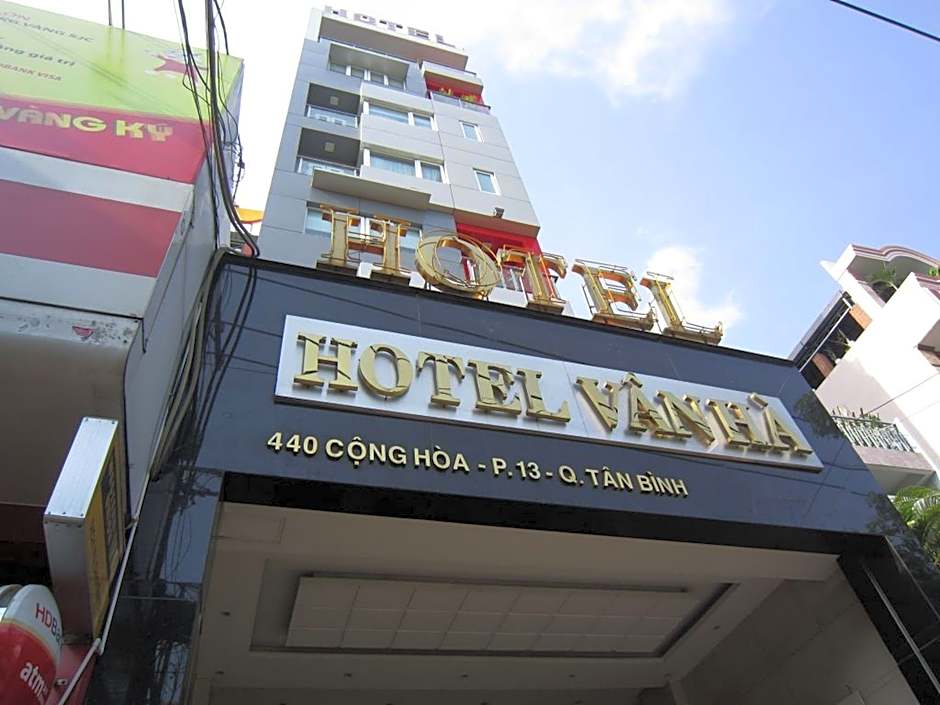Van Ha Hotel