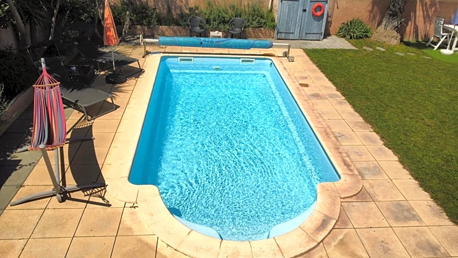 Studio Tranquillo avec piscine et salle de sport