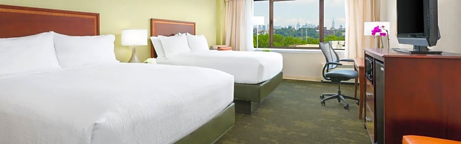 Holiday Inn Secaucus Meadowlands – Secaucus, NJ