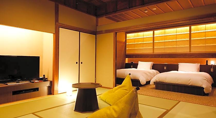 Awaji Hamarikyu - Sumoto Onsen