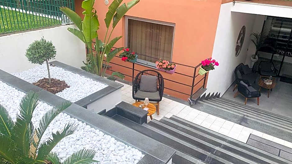 Hotel Portum