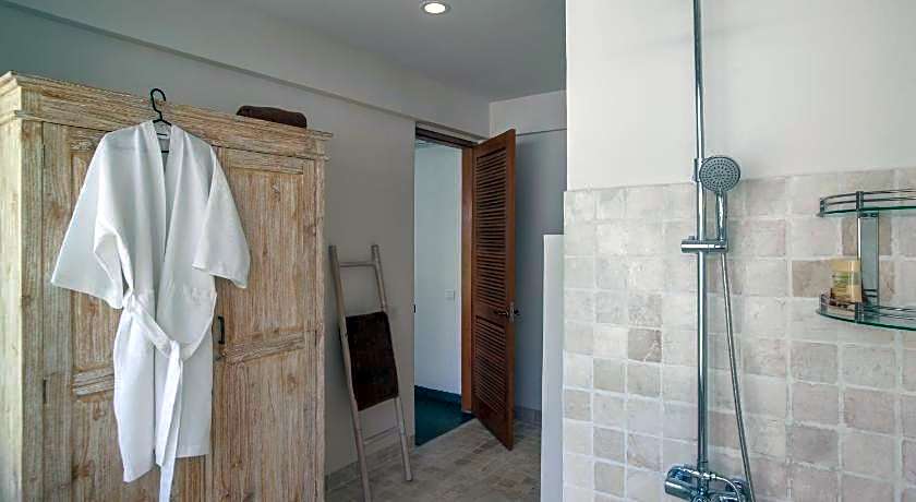 Two Lizards Beach Villas